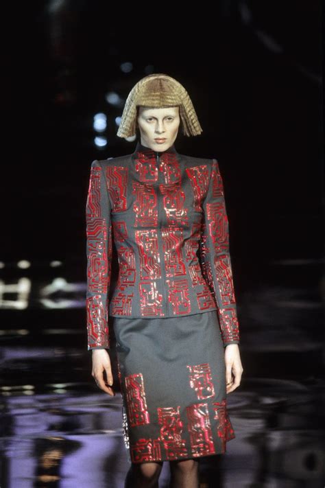 givenchy mcqueen 1999